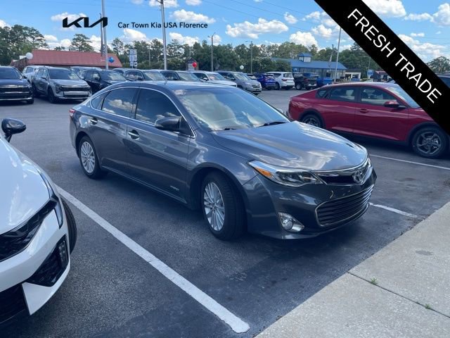Used 2013 Toyota Avalon Limited FWD image 1