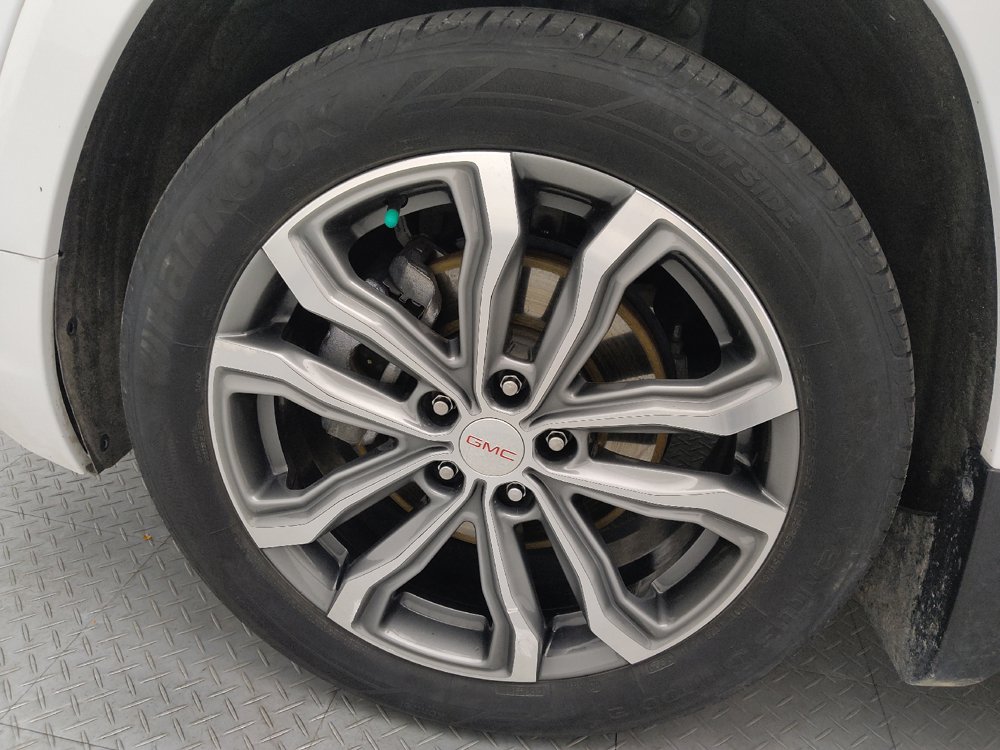 Used 2020 GMC Terrain Denali w/ Denali Premium Package FWD image 31
