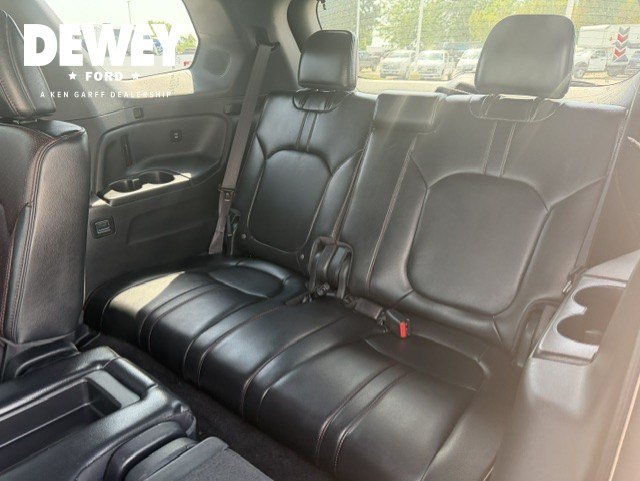 Used 2025 Honda Pilot Black Edition image 31