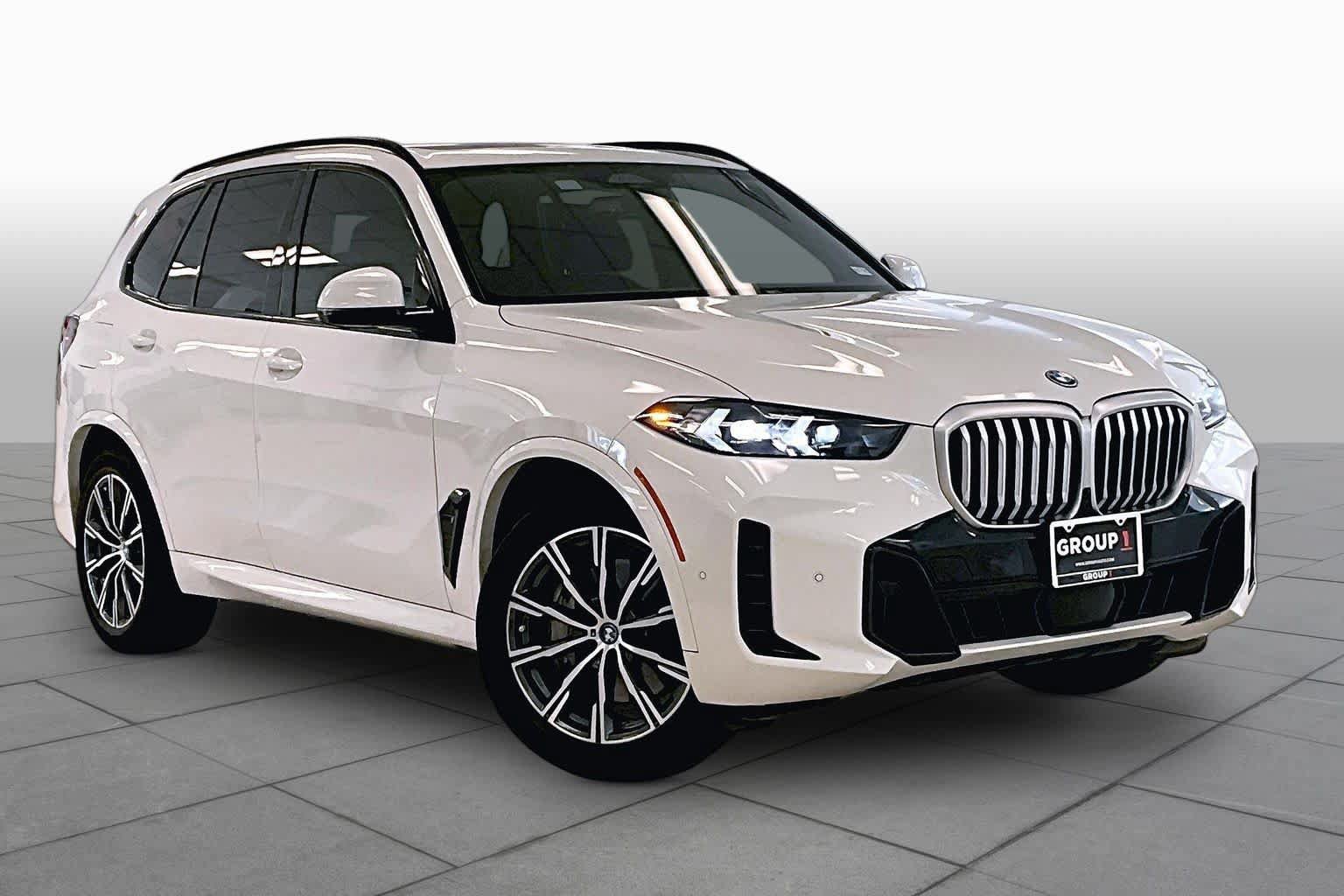 Used 2024 BMW X5 xDrive50e w/ M Sport Package AWD/4WD image 2