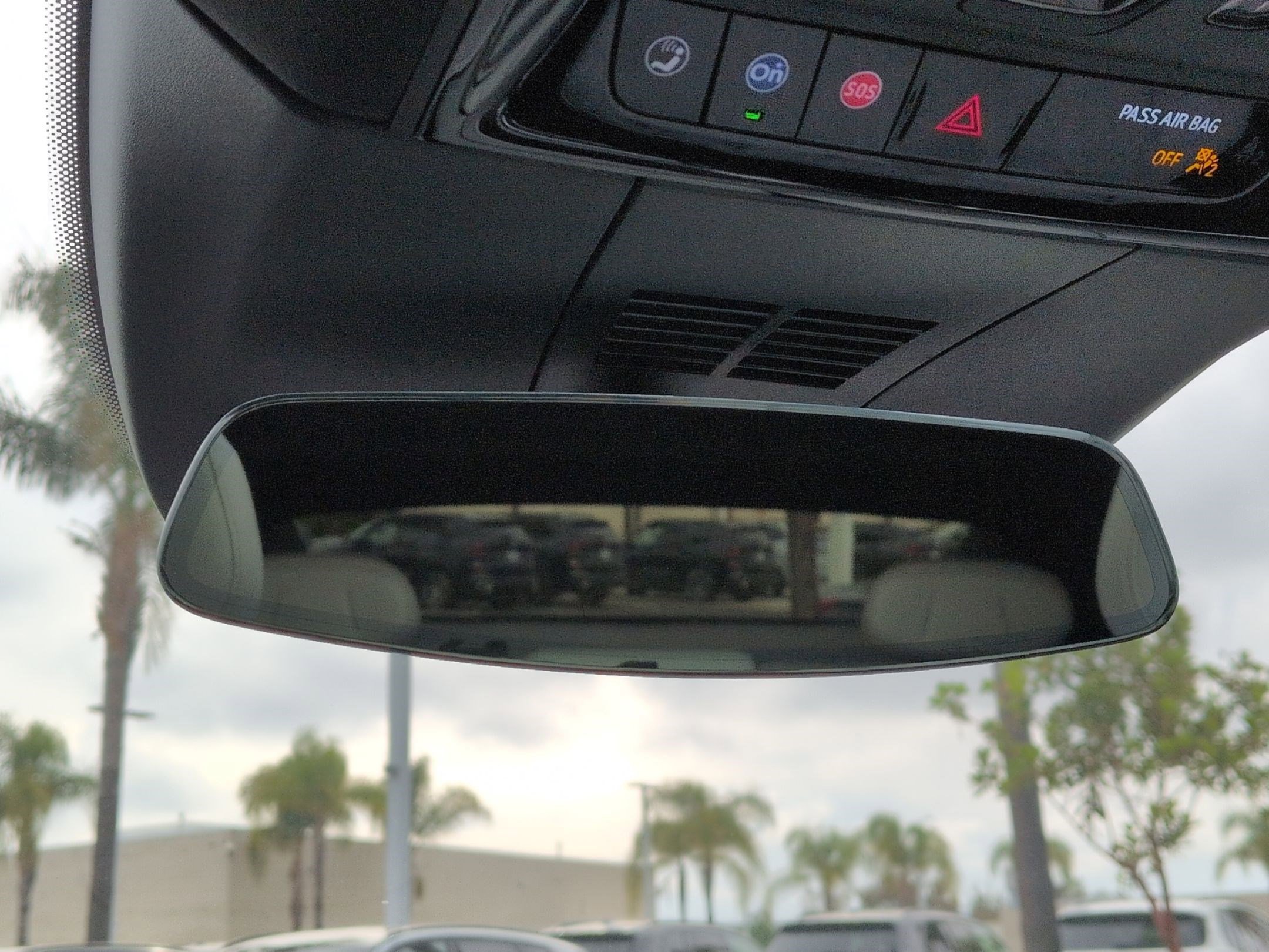 Used 2025 Cadillac Lyriq Sport RWD image 27