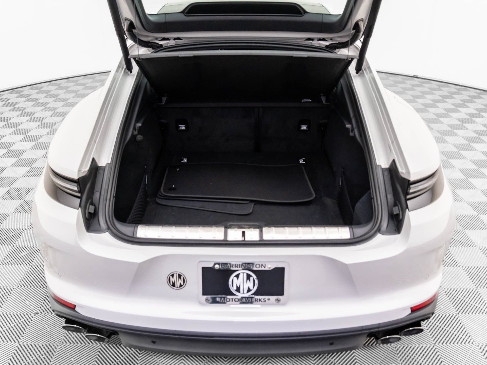 New 2026 Porsche Panamera 4 image 32