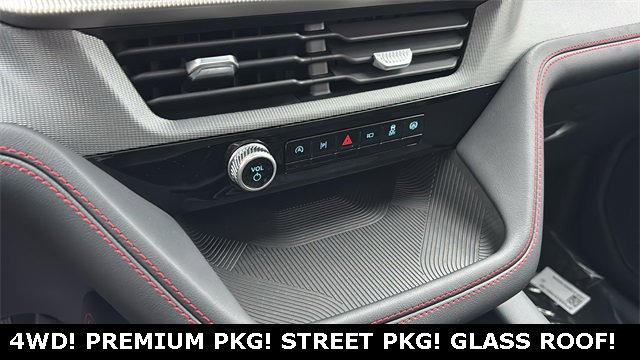 New 2026 Ford Explorer ST-Line w/ ST-Line Street Pack image 19