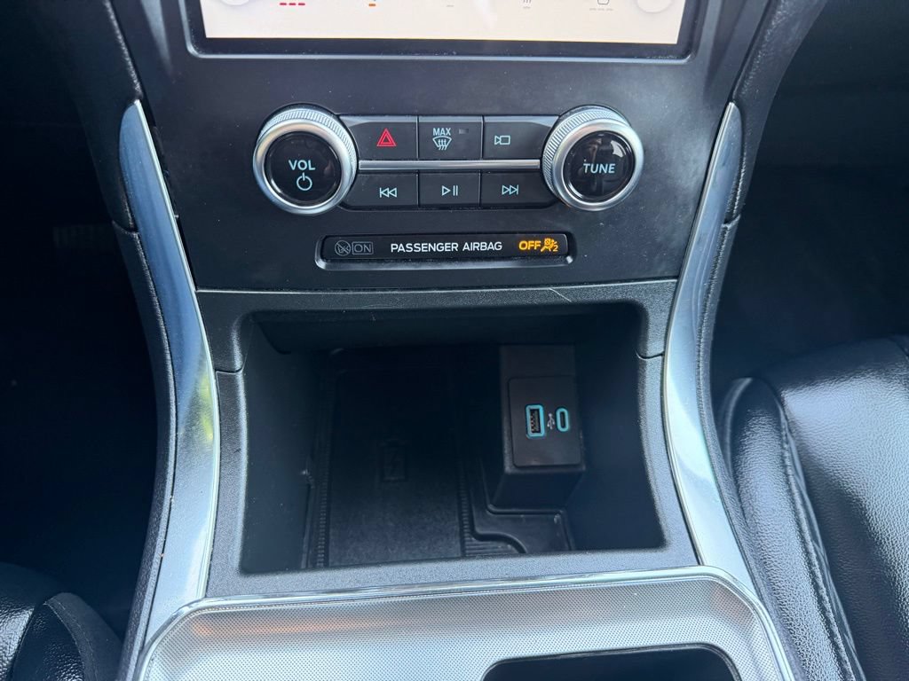 Used 2024 Ford Edge Titanium AWD/4WD image 36