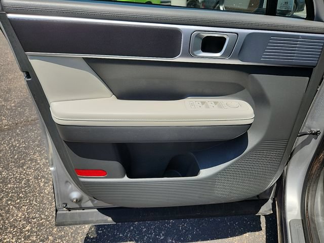 Used 2024 Hyundai Santa Fe SEL FWD image 11