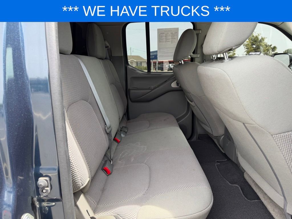 Used 2020 Nissan Frontier SV image 32