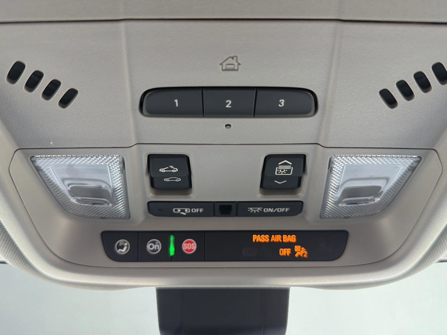 Used 2022 GMC Terrain SLT image 26