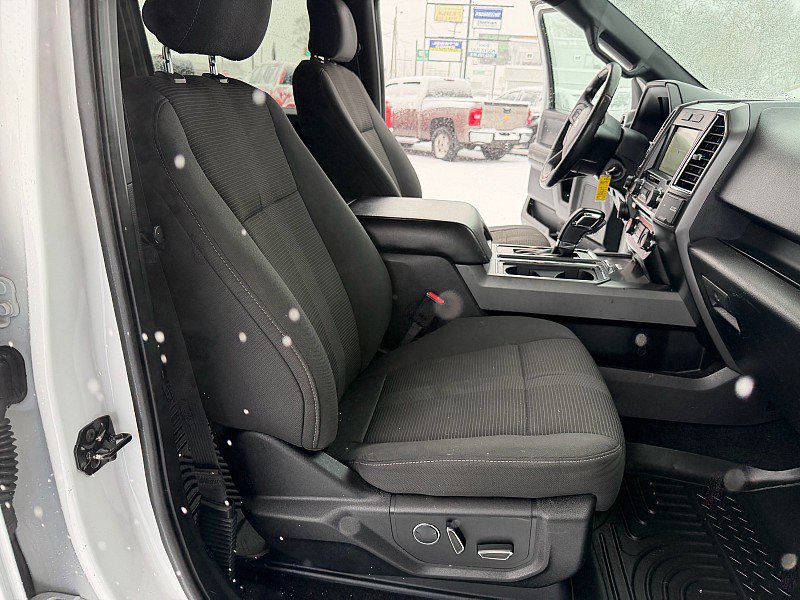 Used 2016 Ford F150 XLT w/ Equipment Group 302A Luxury image 21