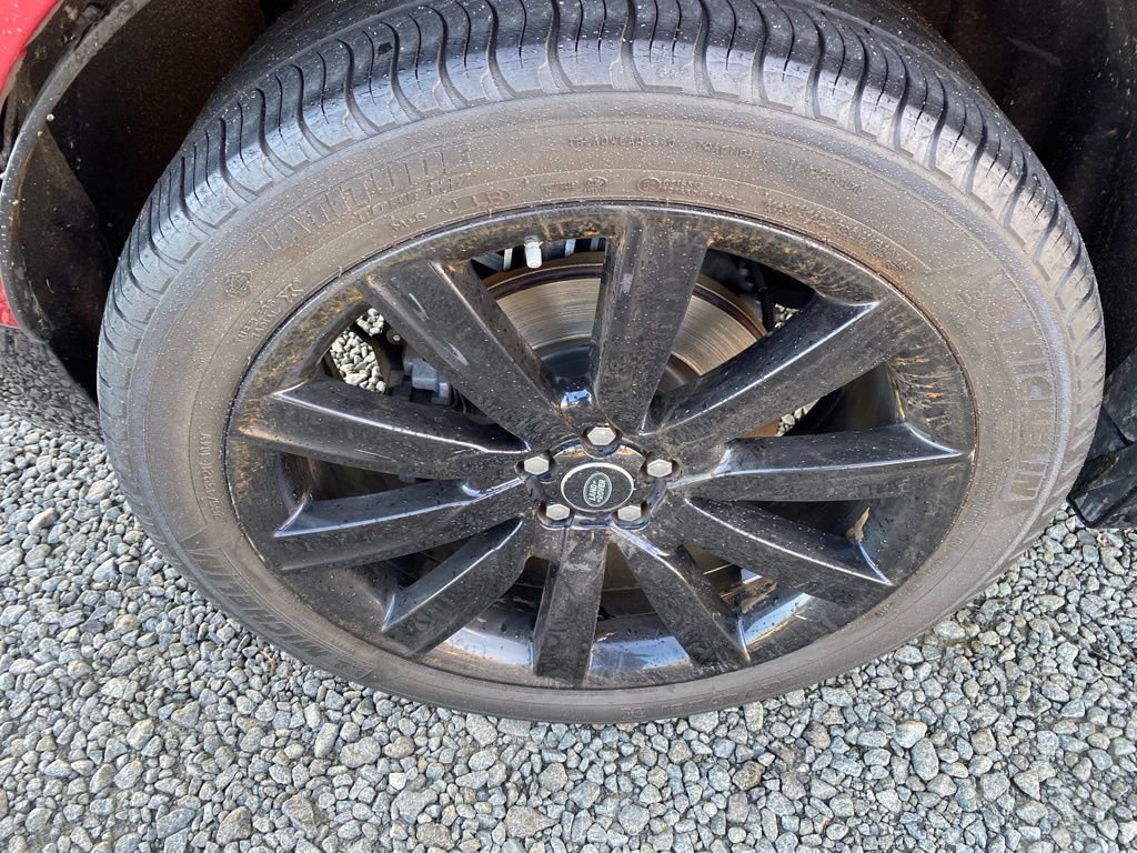 Used 2020 Land Rover Range Rover Velar R-Dynamic S image 25