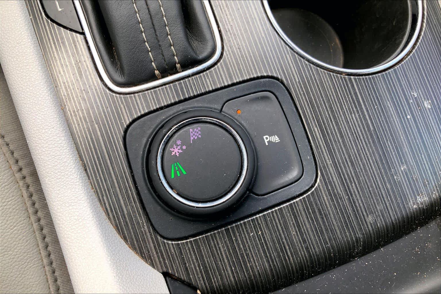 Used 2018 GMC Acadia SLT FWD image 29