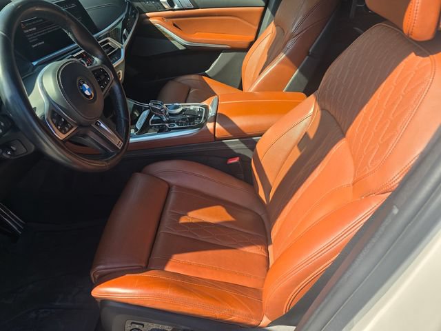 Used 2020 BMW X7 M50i w/ Dynamic Handling Package AWD/4WD image 21