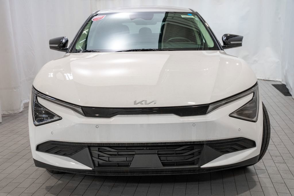 New 2025 Kia EV6 Light image 2