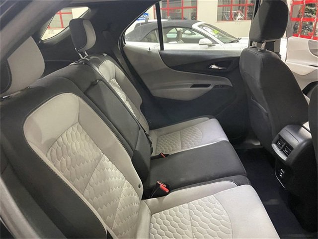 Used 2020 Chevrolet Equinox LS image 16