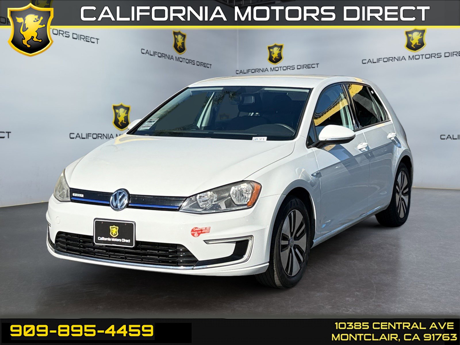 Used 2016 Volkswagen e-Golf SE w/ DC Fast Charging Package image 1