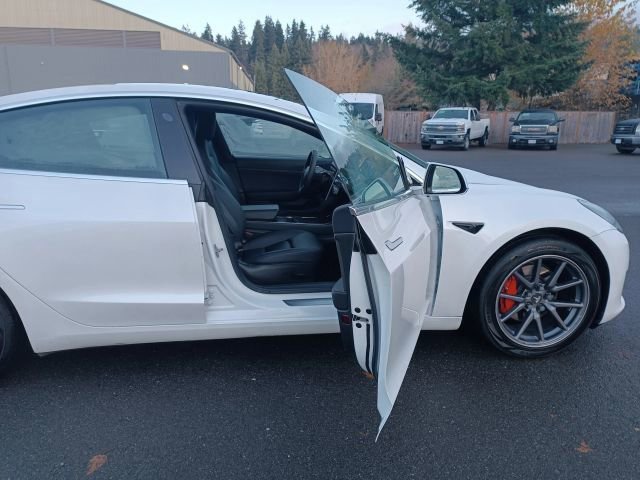 Used 2020 Tesla Model 3 image 21