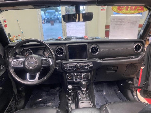 Used 2019 Jeep Wrangler Unlimited Sahara w/ Quick Order Package 24M Moab image 26