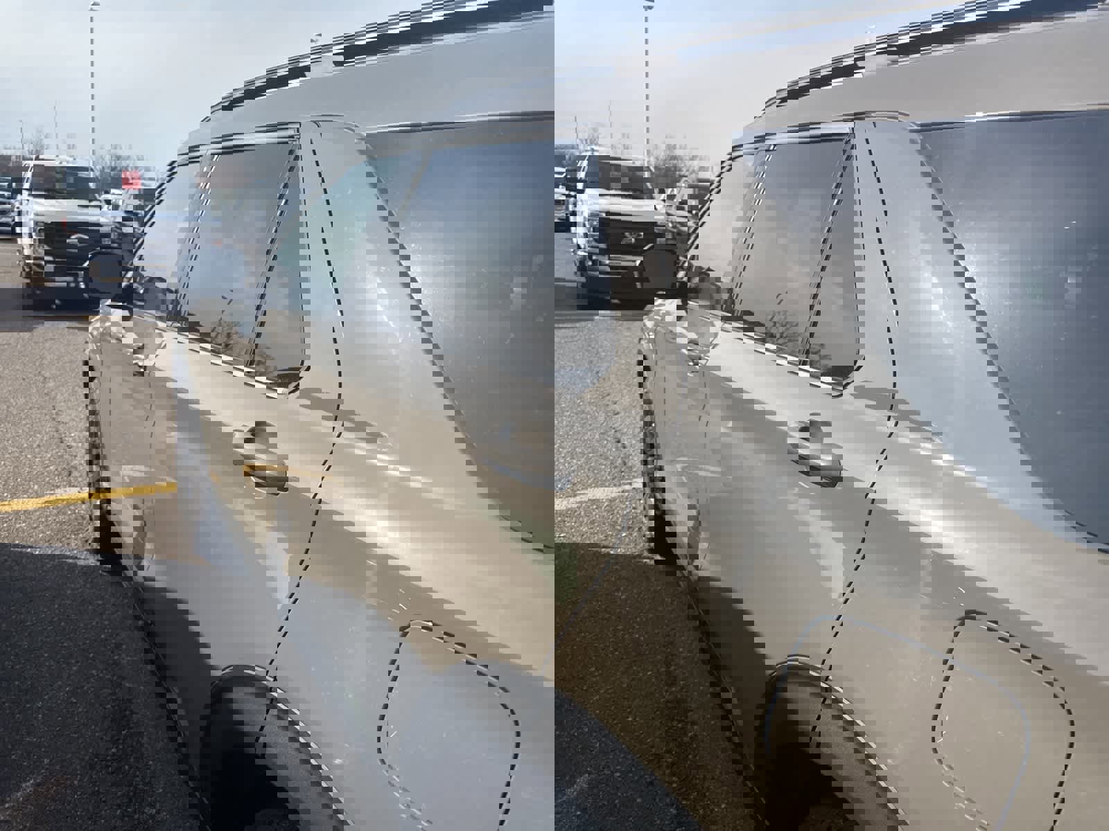 New 2026 Ford Explorer Tremor w/ Tremor Convenience Package image 8