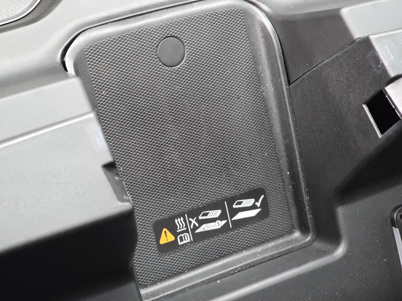 Used 2024 Chevrolet Silverado 1500 LT Trail Boss w/ Convenience Package II image 10