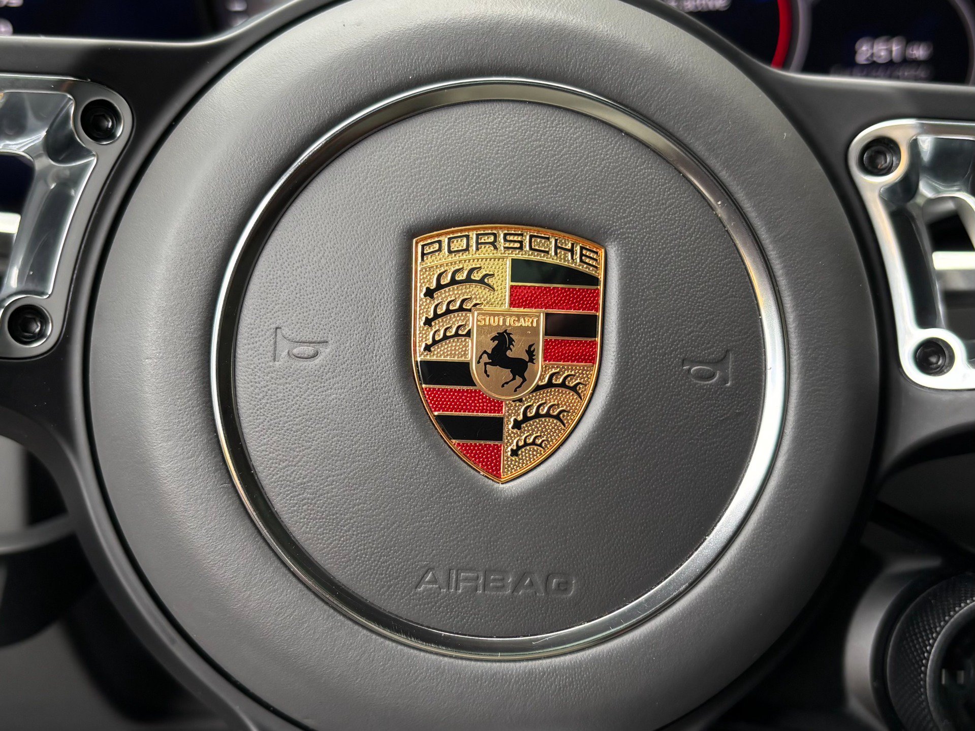 Used 2023 Porsche Cayenne Turbo AWD/4WD image 48