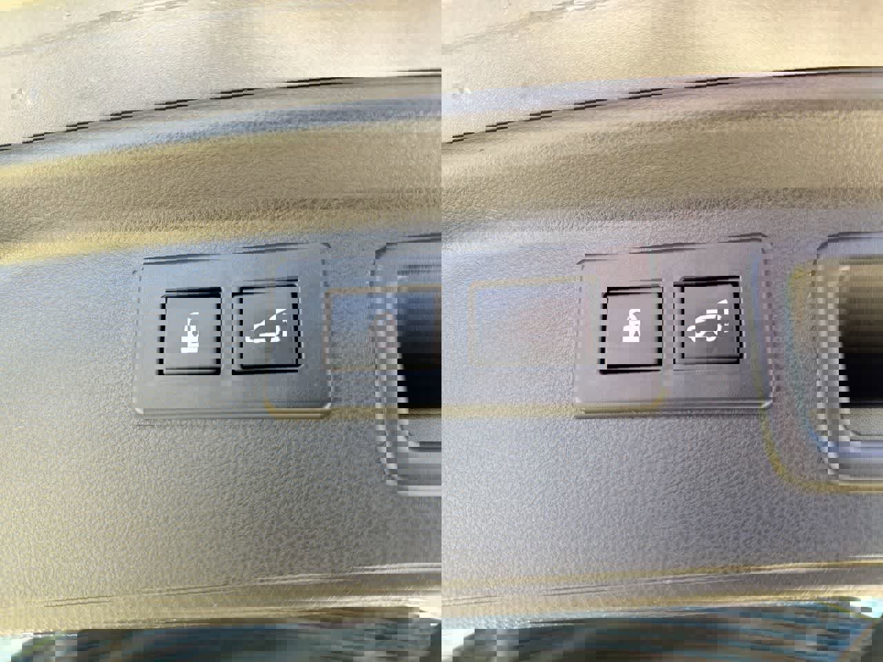 Used 2023 Subaru Forester Limited image 36