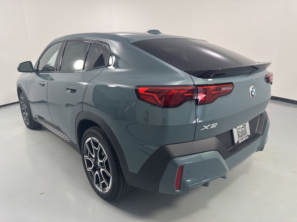 New 2026 BMW X2 xDrive28i w/ Technology Package AWD/4WD image 5