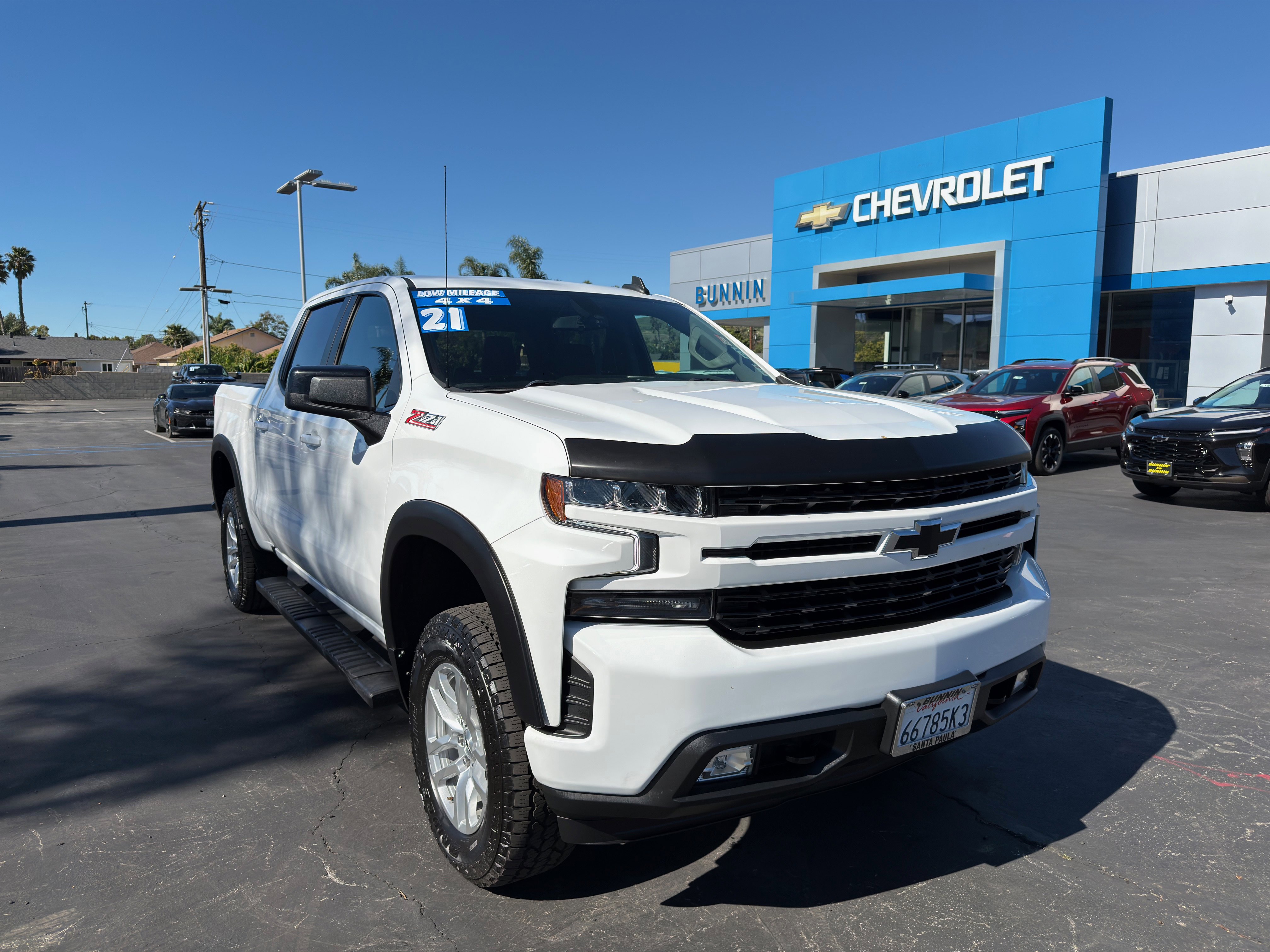 Used 2021 Chevrolet Silverado 1500 RST w/ Z71 Off-Road Package image 2