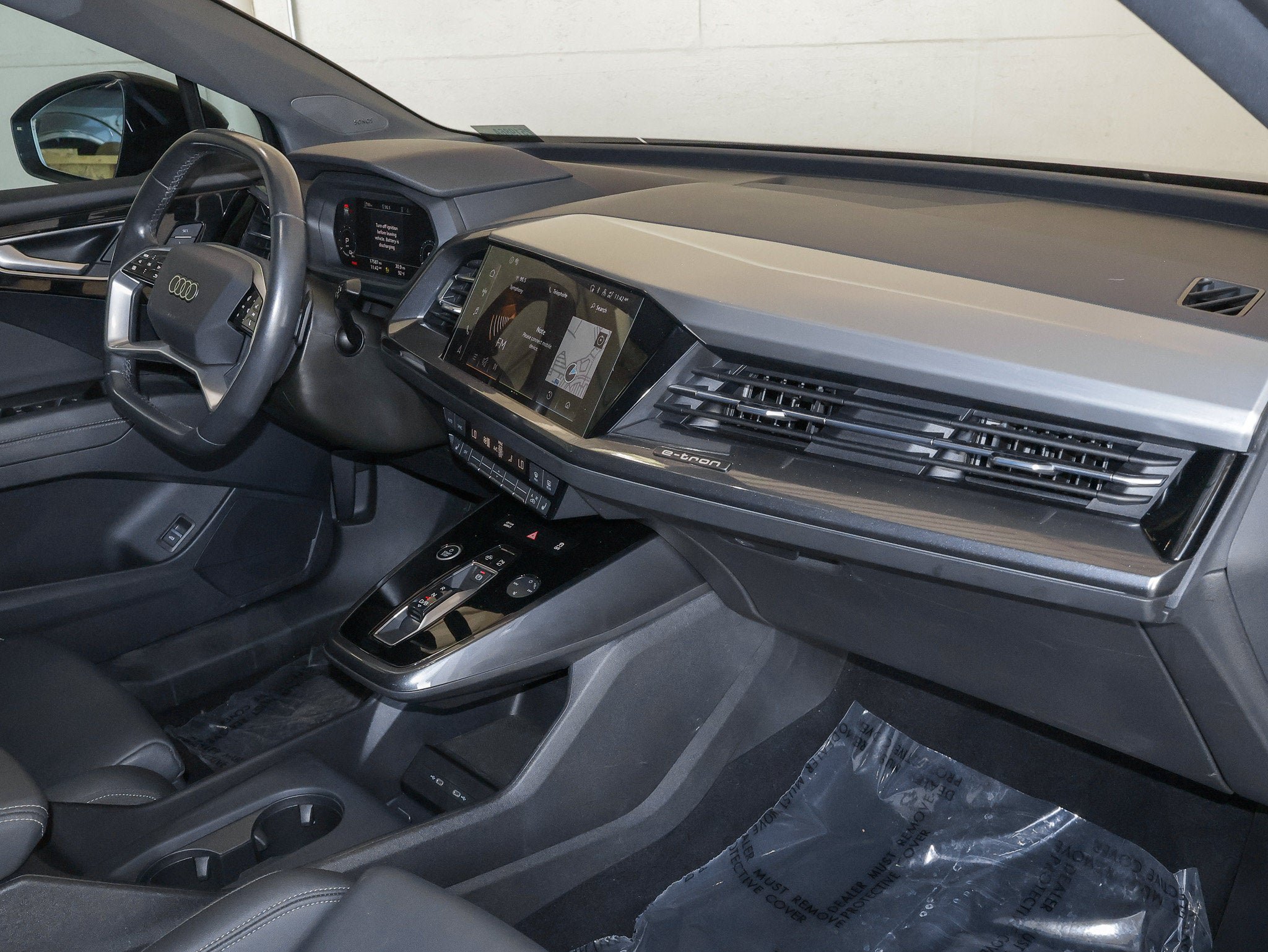 Used 2024 Audi Q4 e-tron Premium Plus AWD/4WD image 38
