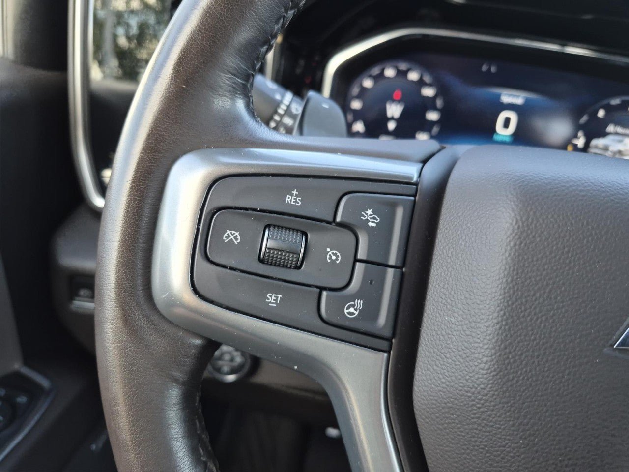 Certified 2023 Chevrolet Silverado 1500 LTZ AWD/4WD image 20