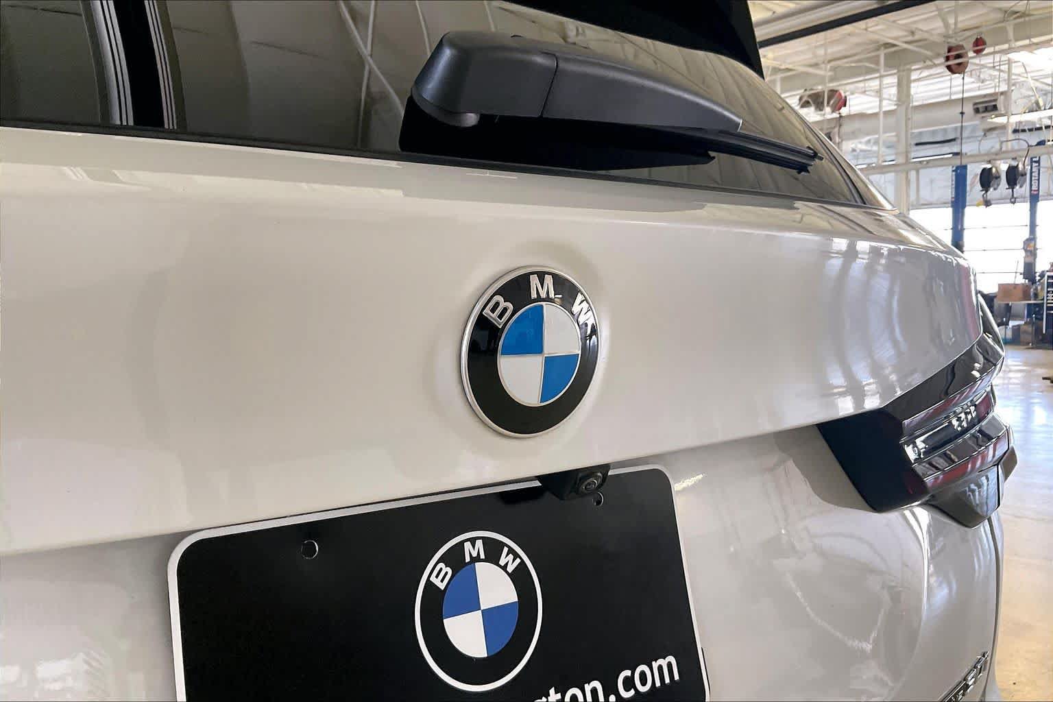 Used 2024 BMW X3 sDrive30i w/ M Sport Package RWD image 31