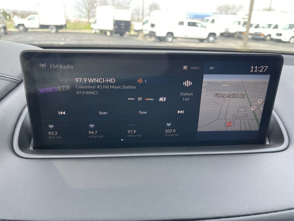 Used 2023 Acura MDX SH-AWD w/ Technology Package image 16
