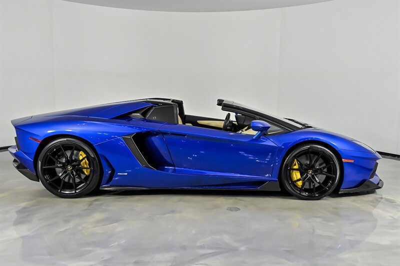 Used 2014 Lamborghini Aventador LP 700-4 AWD/4WD image 13