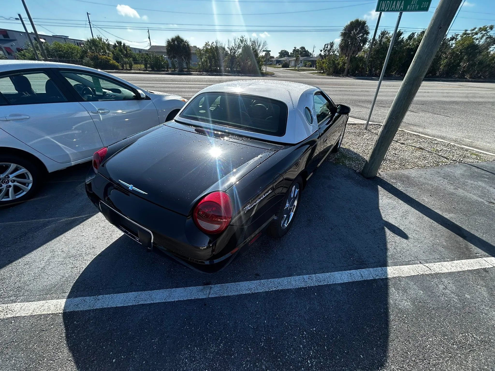 Used 2002 Ford Thunderbird RWD image 13