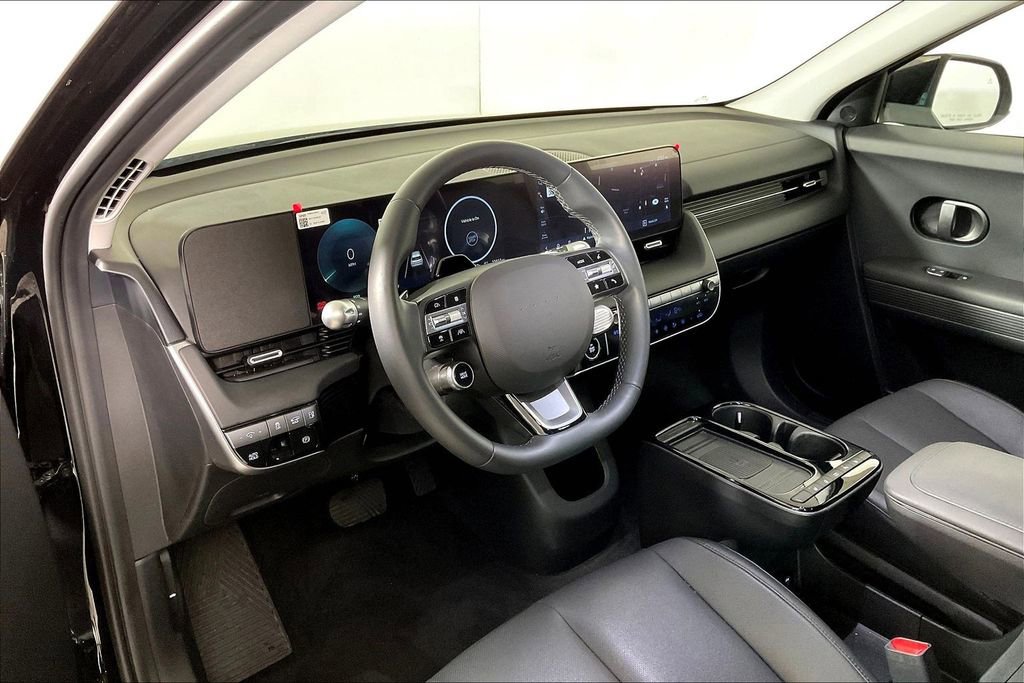 Used 2025 Hyundai Ioniq 5 SEL RWD image 13