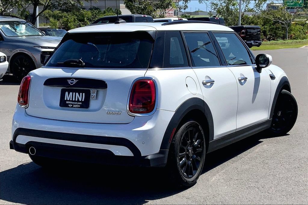 Certified 2024 MINI Cooper 4-Door Hardtop FWD image 14