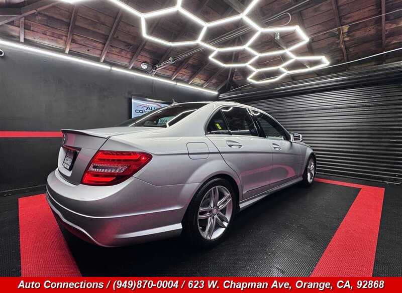 Used 2014 Mercedes-Benz C 250 Luxury image 3