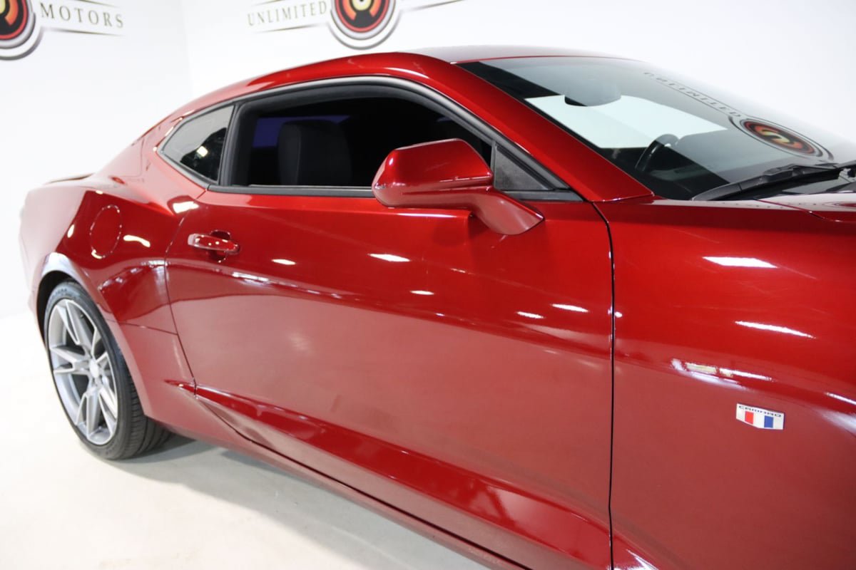 Used 2021 Chevrolet Camaro LT w/ RS Package RWD image 7