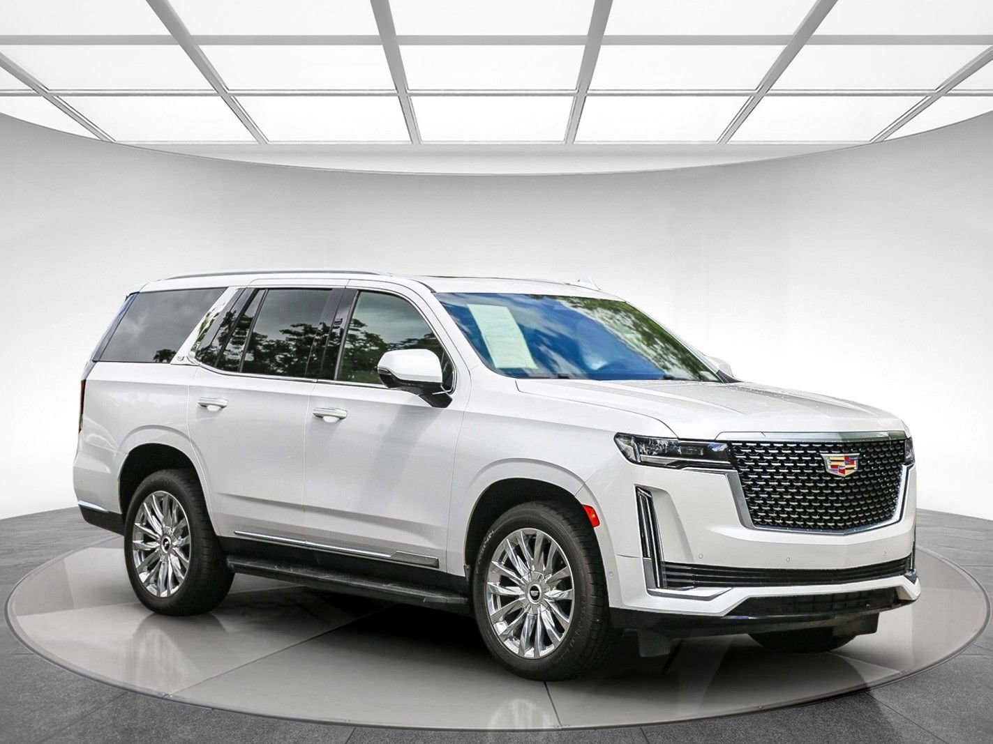 Used 2023 Cadillac Escalade Premium Luxury w/ Performance Package AWD/4WD image 5