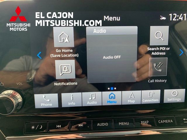New 2025 Mitsubishi Outlander SE image 18