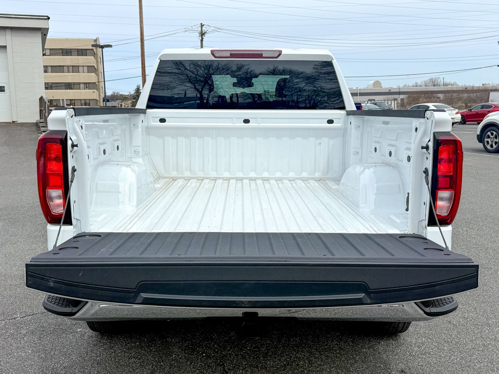 Used 2025 GMC Sierra 1500 Pro w/ Pro Value Package image 14