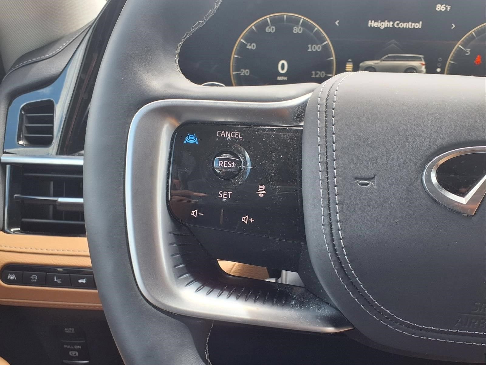 Used 2025 INFINITI QX80 Sensory AWD/4WD image 26