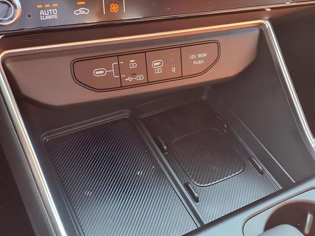 New 2026 Kia Carnival EX image 11