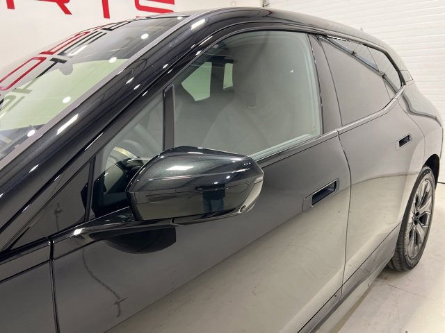 Used 2025 BMW iX xDrive50 image 11