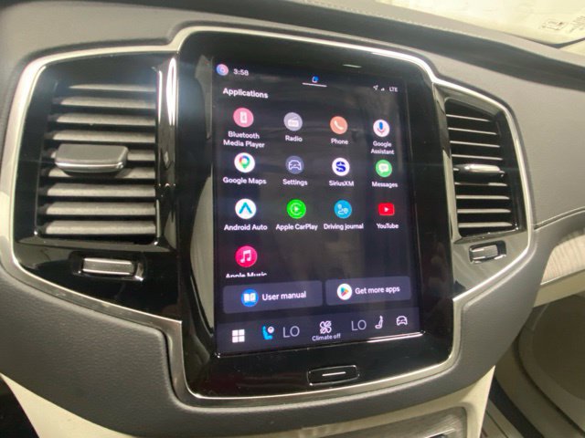Certified 2024 Volvo XC90 T8 Ultimate w/ Protection Package AWD/4WD image 18