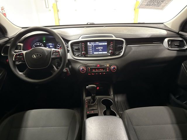 Used 2019 Kia Sorento AWD V6 image 10