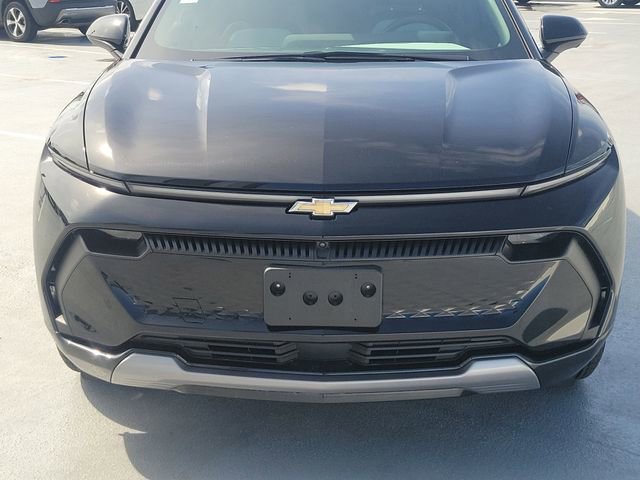 Used 2025 Chevrolet Equinox EV LT FWD image 9