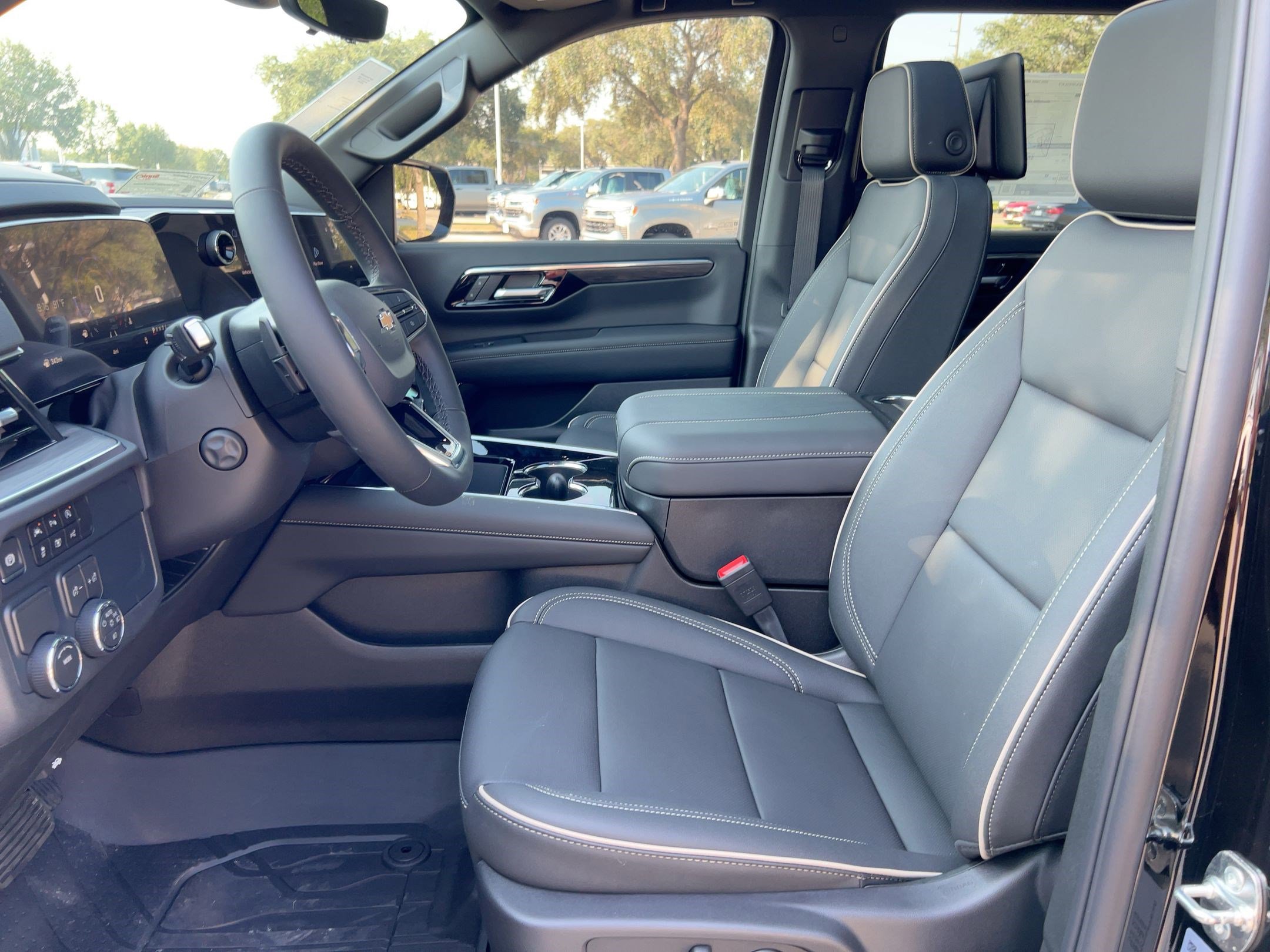 New 2026 Chevrolet Tahoe Premier image 5