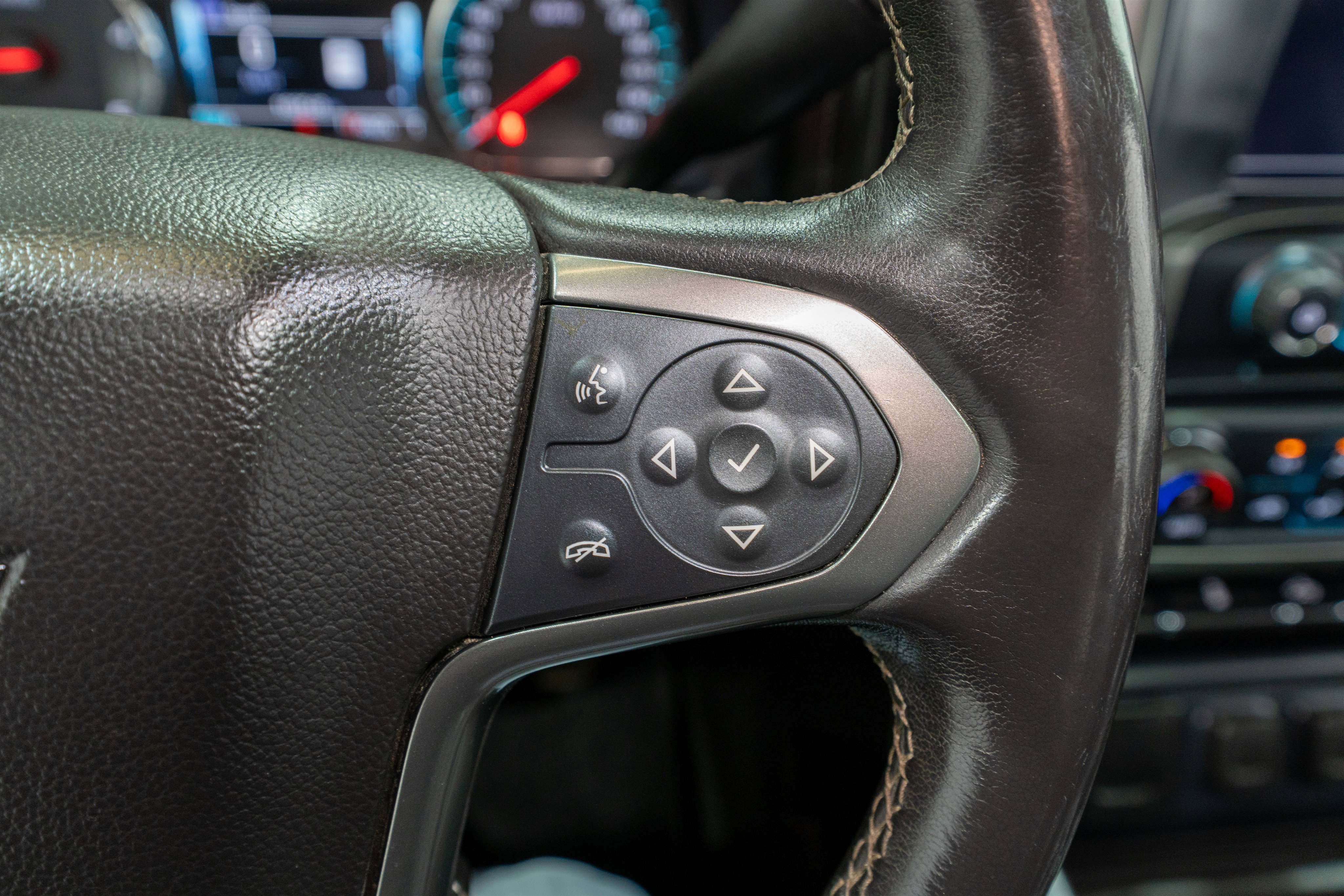 Used 2018 Chevrolet Silverado 2500 LTZ w/ Duramax Plus Package image 29