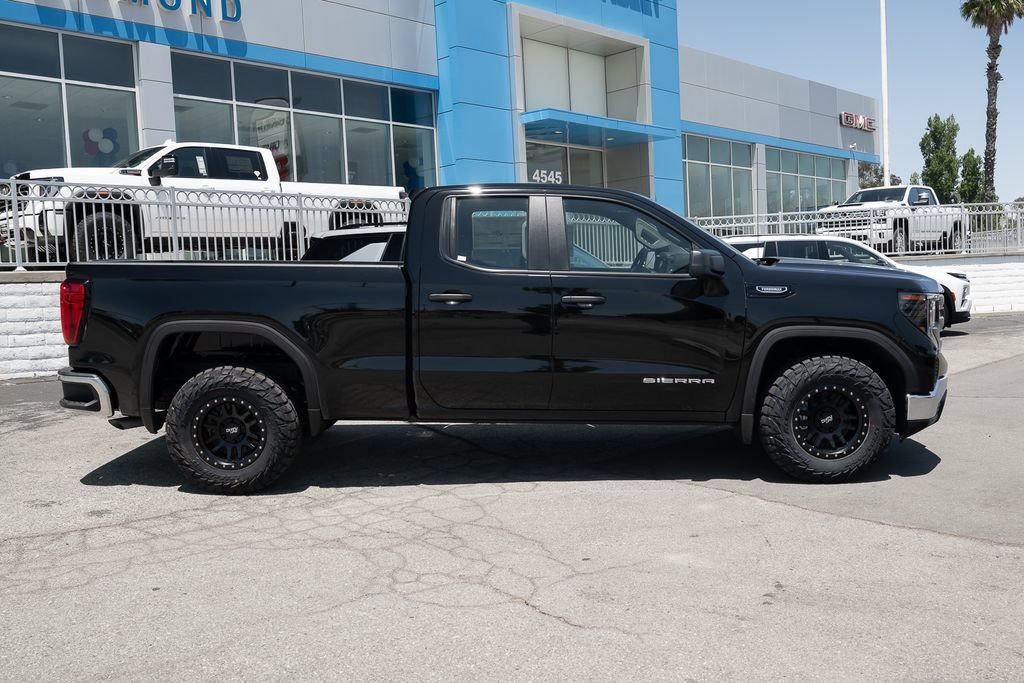 New 2026 GMC Sierra 1500 Pro RWD image 4