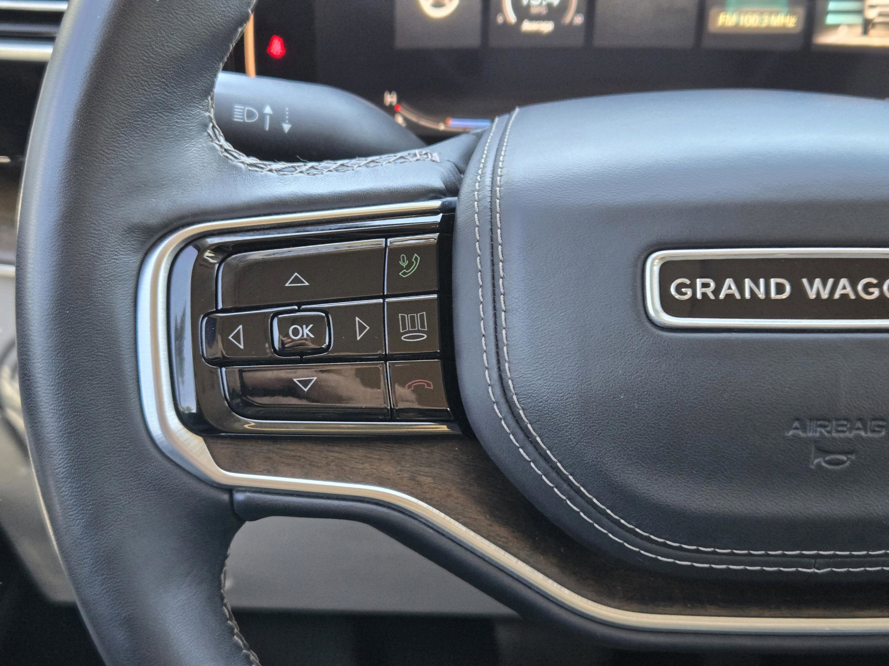 Used 2022 Jeep Grand Wagoneer Series II w/ Premium Group II AWD/4WD image 23