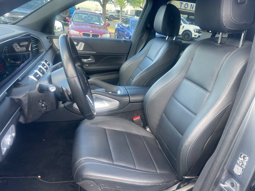 Used 2023 Mercedes-Benz GLS 450 4MATIC image 7